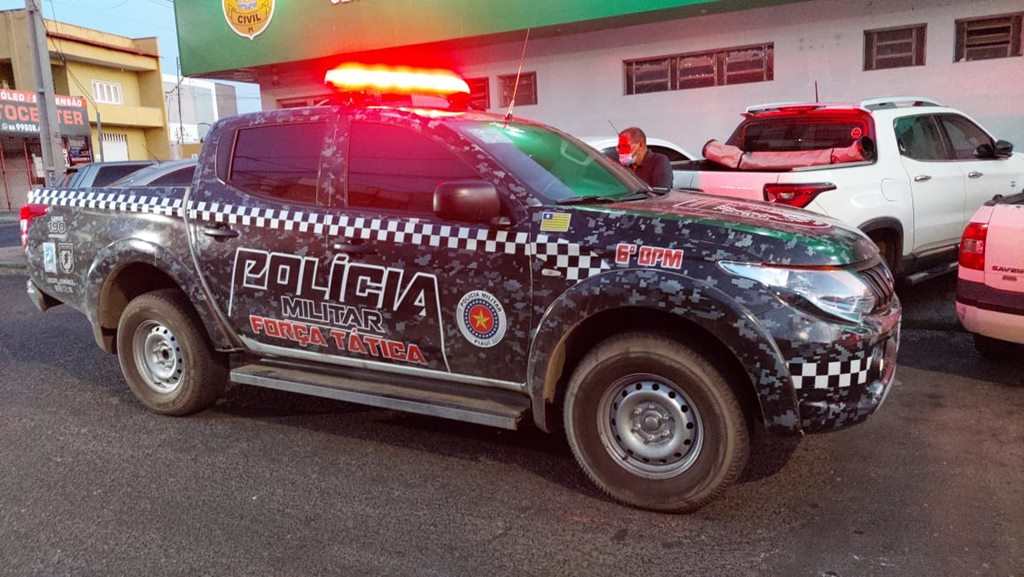 Acusado de assaltos na zona Sul de Teresina é preso após atirar contra policiais militares
