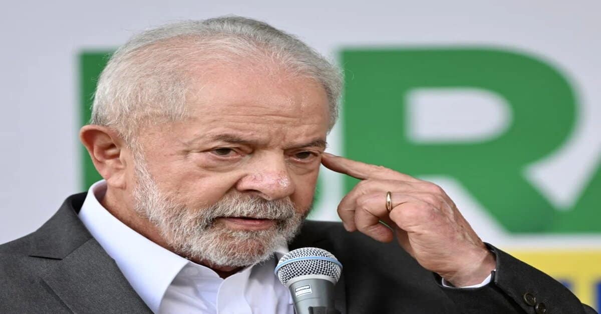 Lula anuncia que Dino permanecerá como ministro da Justiça!