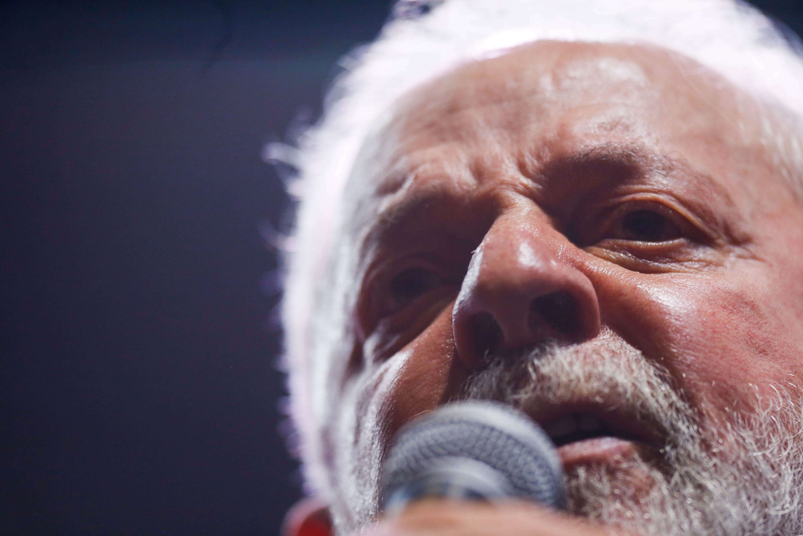 Lula vai gastar com impulsionamento para reverter impopularidade na internet