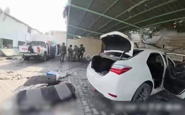 Soldados de Israel encontram carro do refém morto em Gaza