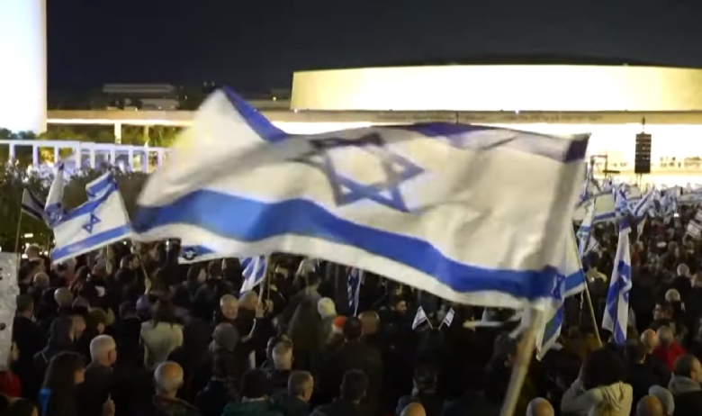 Delegação de Israel chega ao Cairo para discutir novo cessar-fogo