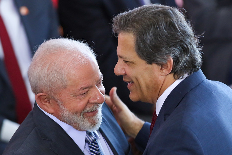 Novo vai ao STF contra medida do governo Lula que revoga desoneração
