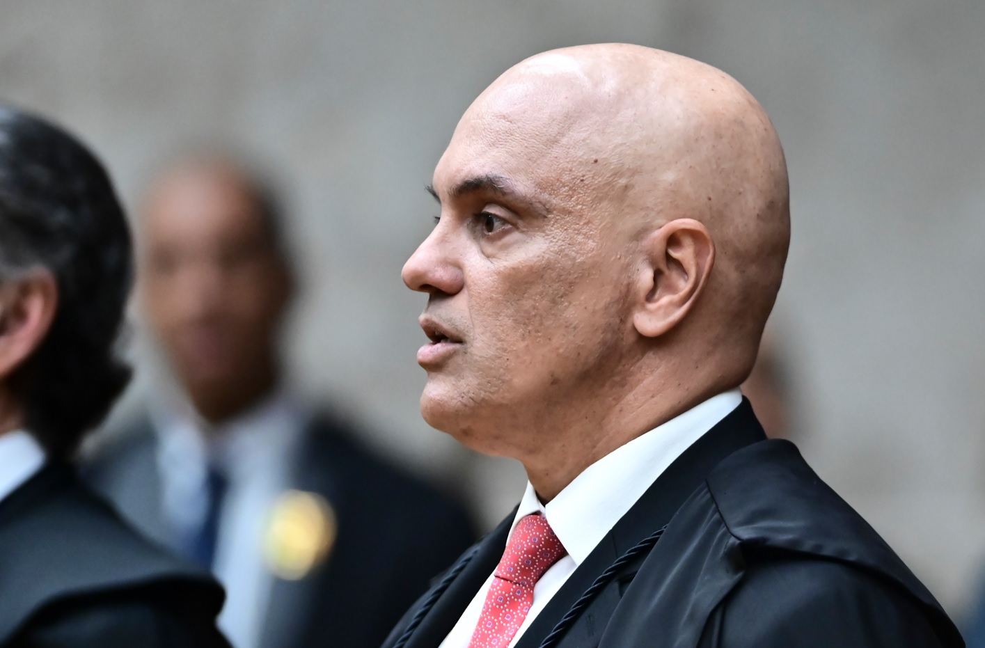 Moraes vota para condenar — por 17 anos — pastor preso no 8 de janeiro