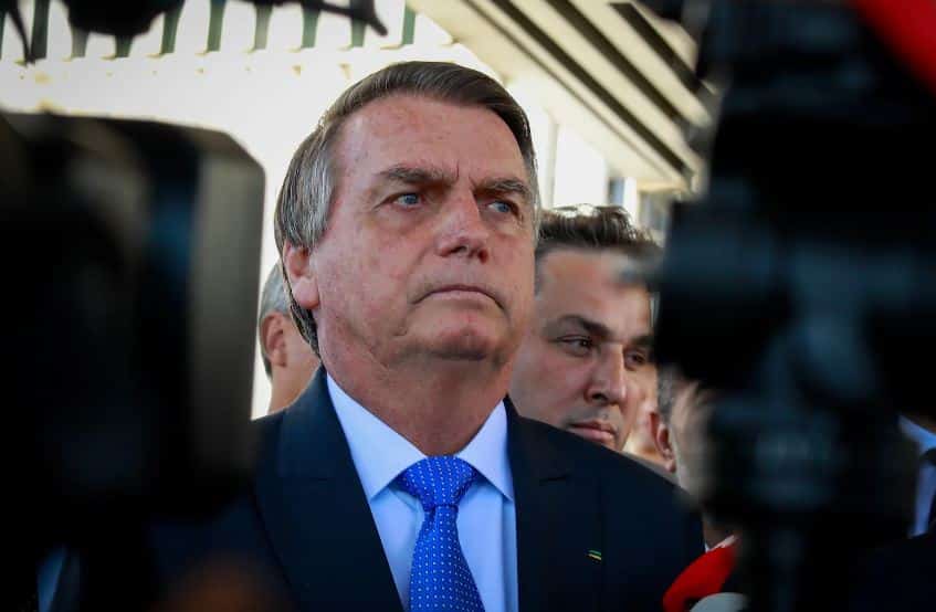 Presidente de país europeu se solidariza com ex-presidente Bolsonaro