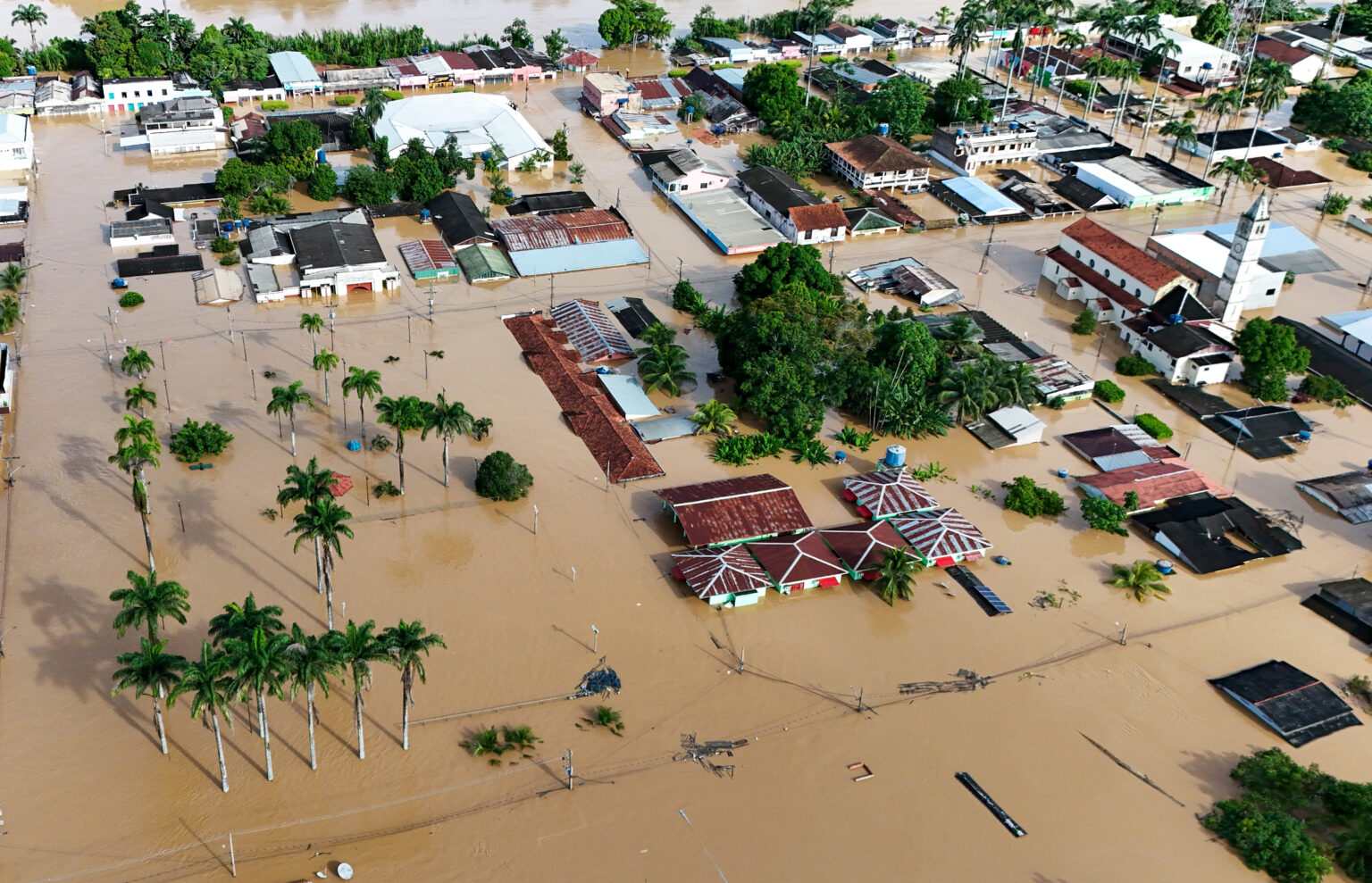 Cheias de rios deixam mais de 20 mil pessoas desabrigadas e desalojadas no Acre