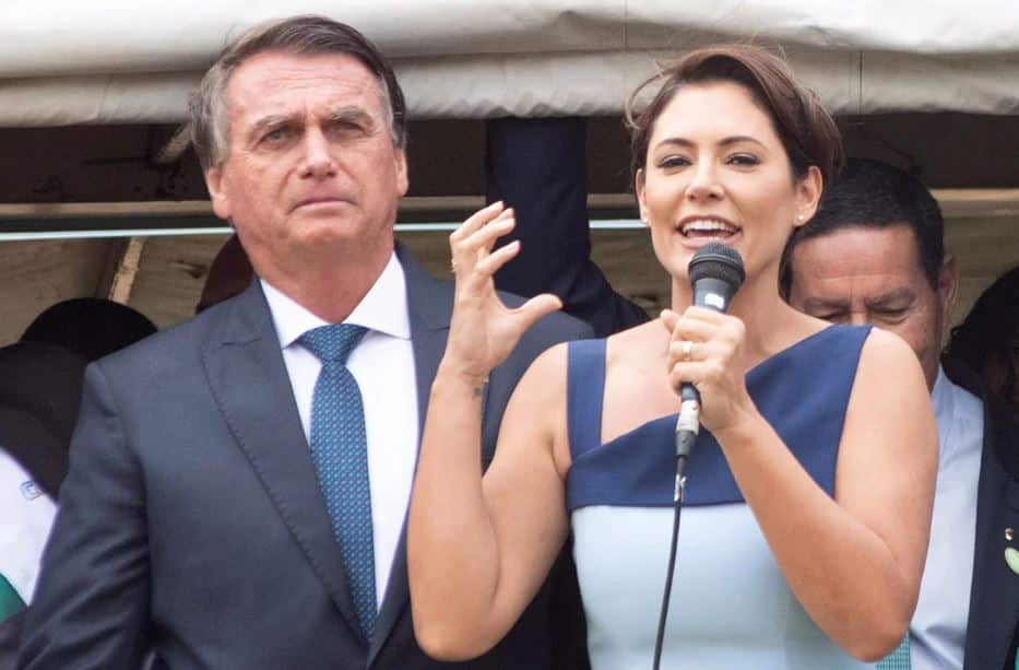 Desempenho impressionante de Michelle Bolsonaro em pesquisa deixa o PT surpreso