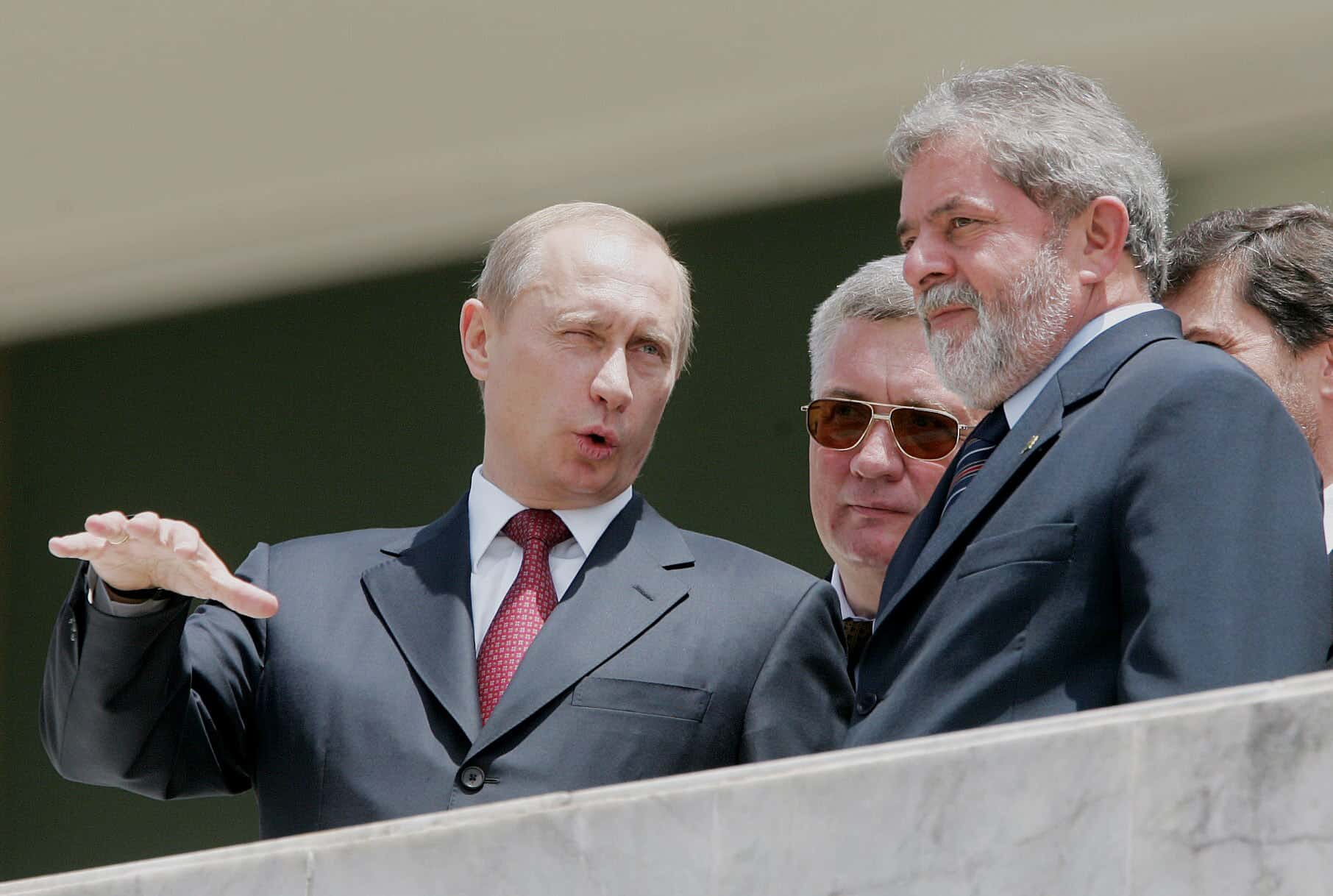 Estadão critica Lula e afirma que 'fôlego de Putin' vem do Brasil