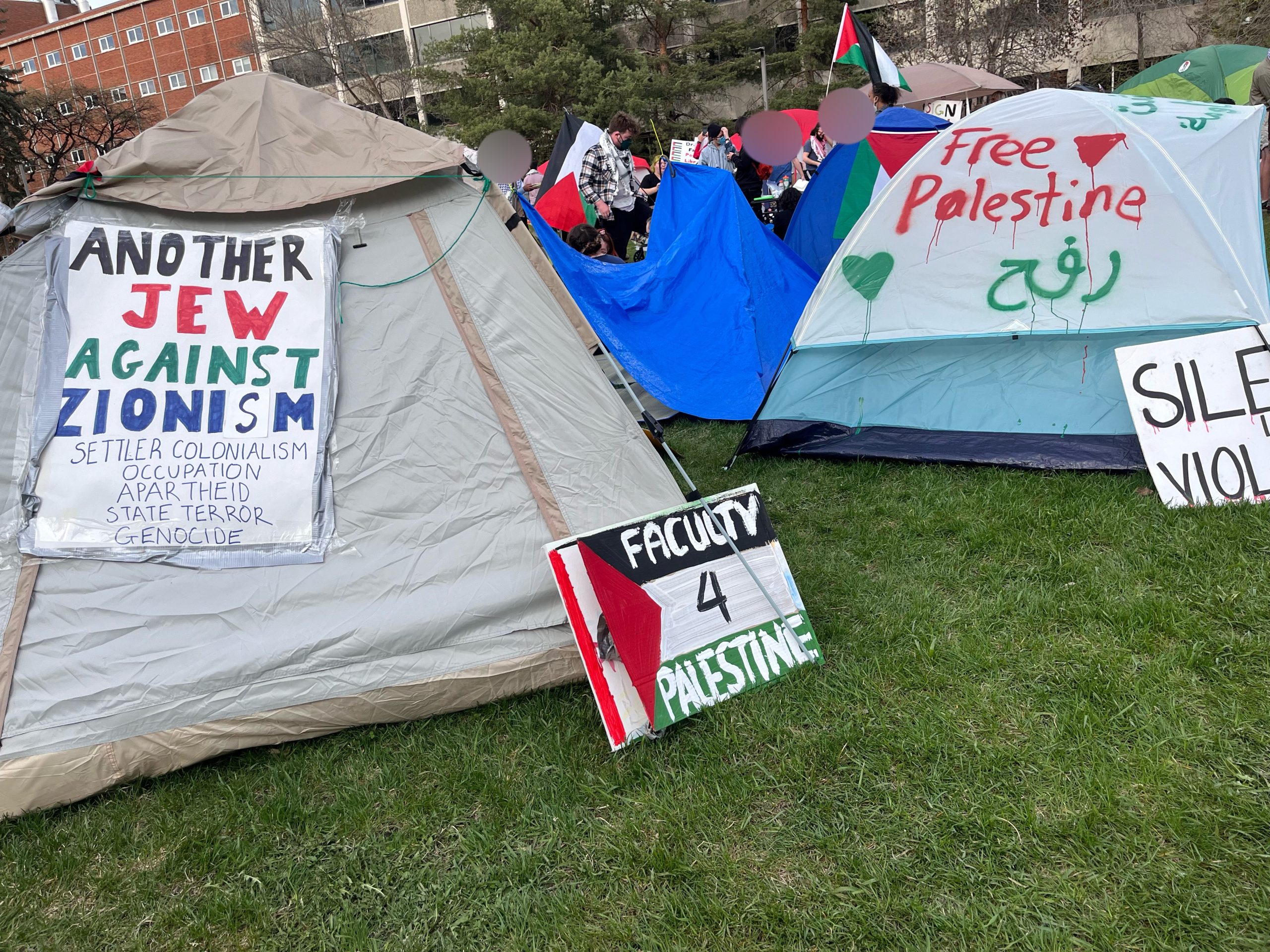 Polícia desfaz acampamento anti-Israel em universidade do Canadá