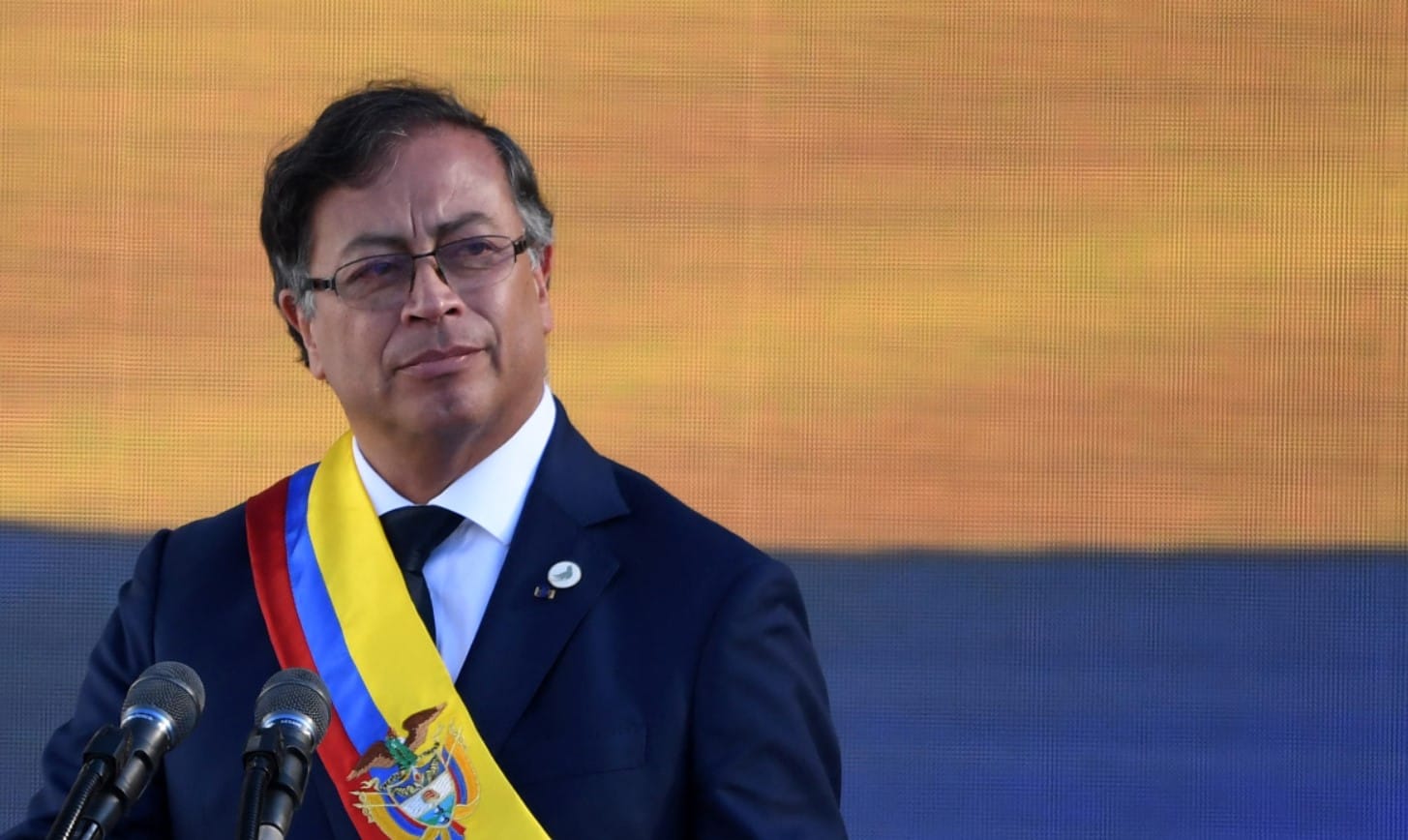 Presidente da Colômbia anuncia rompimento de relações diplomáticas com Israel