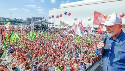 USP divulga estimativa de público no 1º de maio de Lula