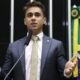 Deputada aciona MPF contra Nikolas Ferreira e quer indenização 'absurda' no valor de R$ 5 milhões; deputado reage
