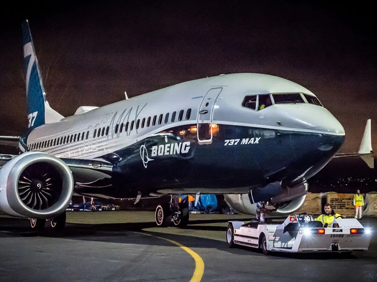 Justiça dos EUA busca acordo com a Boeing sobre acidentes