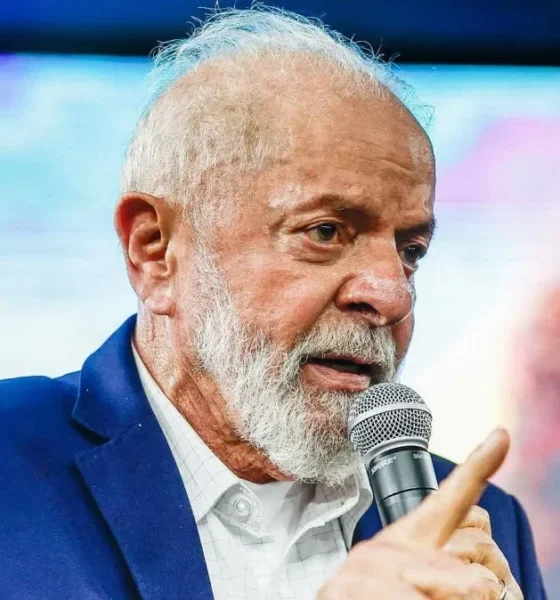 “Quem nos critica não vale uma titica de cachorro”, afirma Lula na Bahia