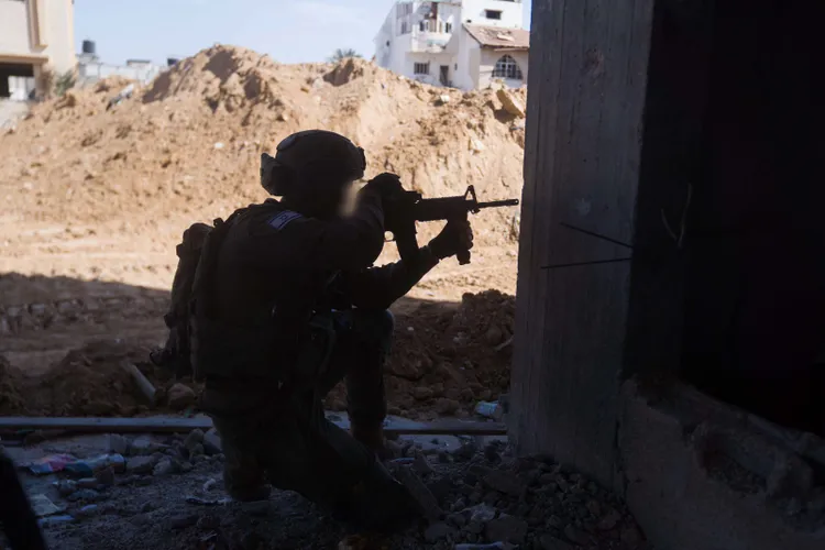 Soldados de Israel eliminam terroristas na Faixa de Gaza